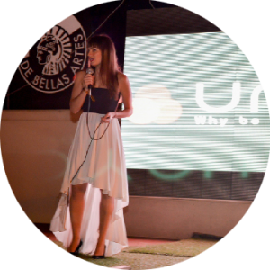 Helen Trebbau ✰ Médico Psiquiatra, Biomédico y Wellness Coach