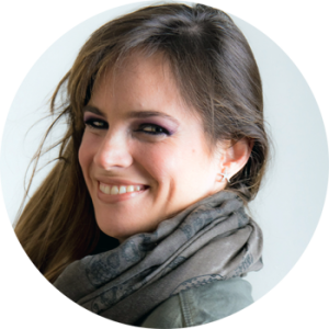 Dra. Helen Trebbau ✰ Médico Psiquiatra, Biomédico y Coach de Talento especialista en conectar con tu GENIALIDAD