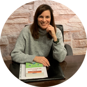 Dra. Helen Trebbau ✰ Médico Psiquiatra, Biomédico y Coach de Talento especialista en conectar con tu GENIALIDAD